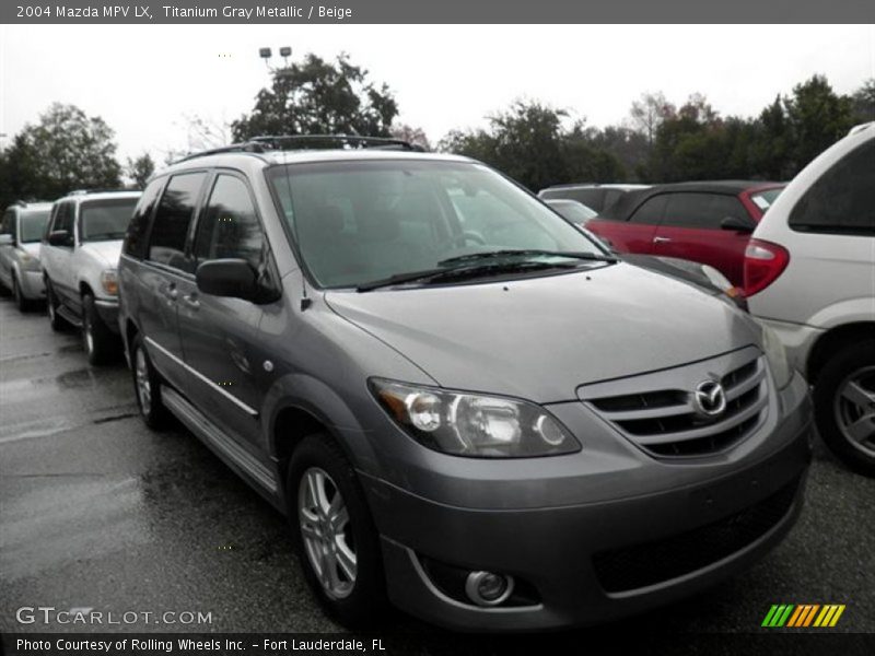 Front 3/4 View of 2004 MPV LX