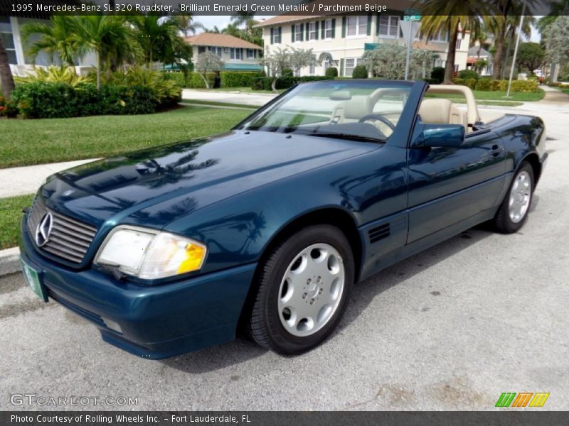 Front 3/4 View of 1995 SL 320 Roadster