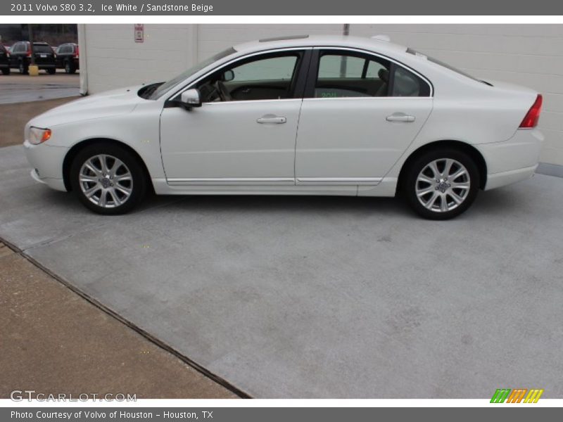 Ice White / Sandstone Beige 2011 Volvo S80 3.2