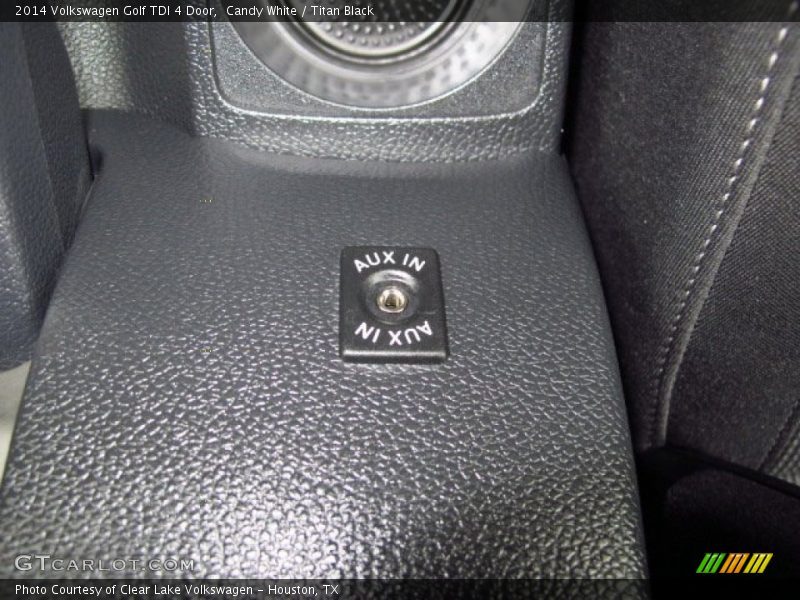 Candy White / Titan Black 2014 Volkswagen Golf TDI 4 Door