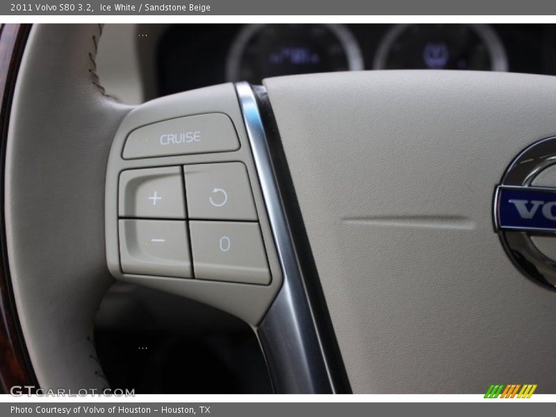 Ice White / Sandstone Beige 2011 Volvo S80 3.2