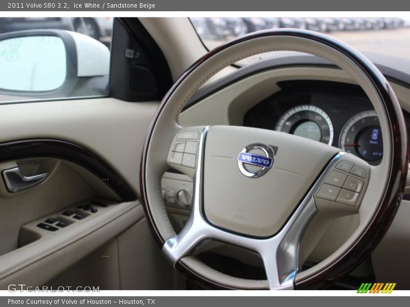 Ice White / Sandstone Beige 2011 Volvo S80 3.2