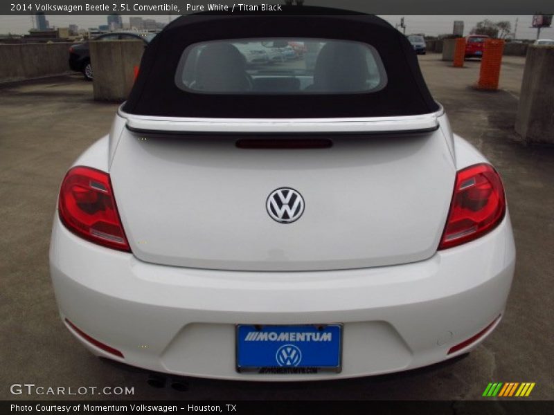 Pure White / Titan Black 2014 Volkswagen Beetle 2.5L Convertible
