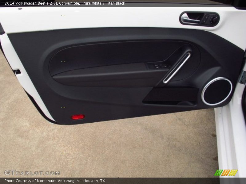Pure White / Titan Black 2014 Volkswagen Beetle 2.5L Convertible