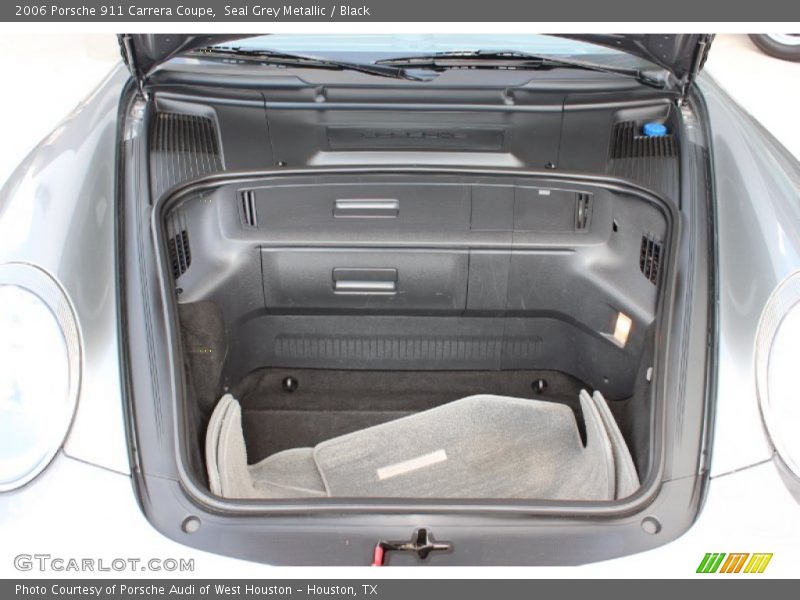  2006 911 Carrera Coupe Trunk