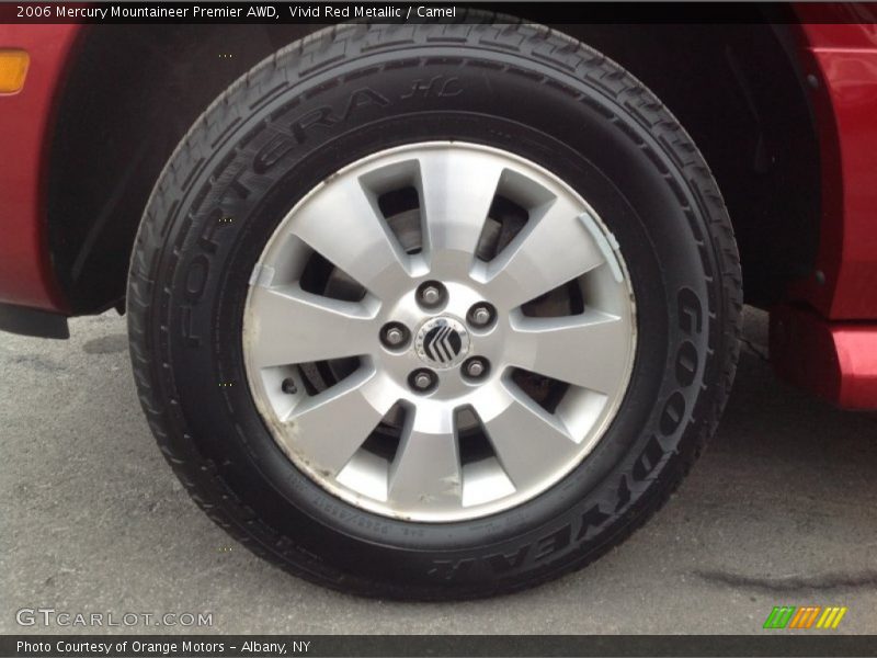 Vivid Red Metallic / Camel 2006 Mercury Mountaineer Premier AWD