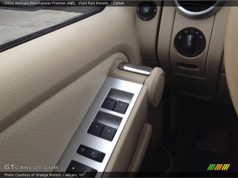 Vivid Red Metallic / Camel 2006 Mercury Mountaineer Premier AWD