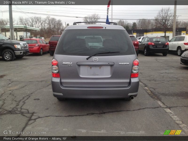 Titanium Gray Metallic / Gray 2005 Mazda MPV LX