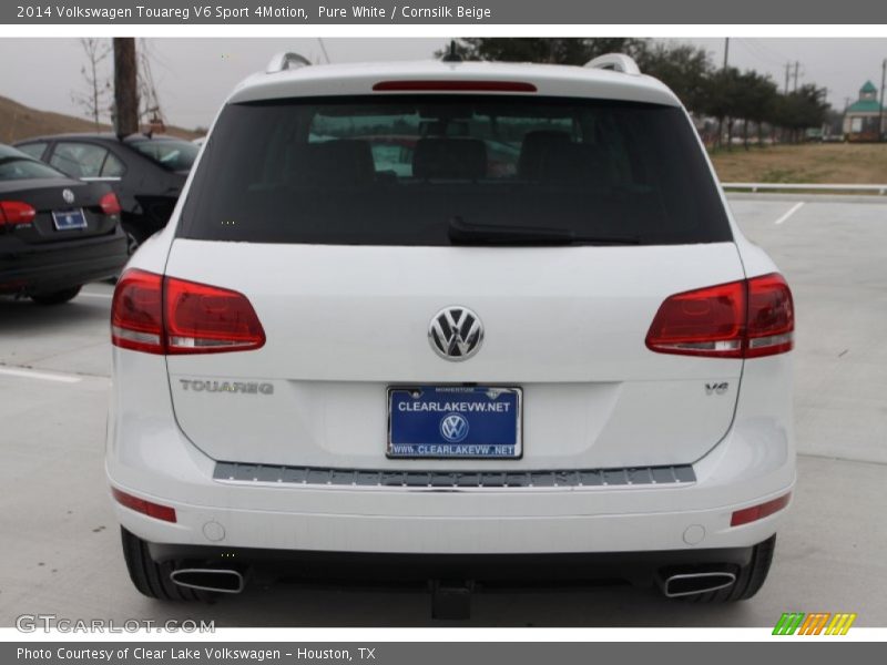 Pure White / Cornsilk Beige 2014 Volkswagen Touareg V6 Sport 4Motion