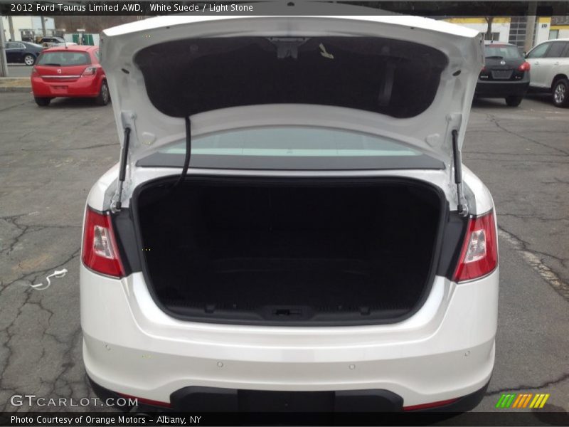  2012 Taurus Limited AWD Trunk