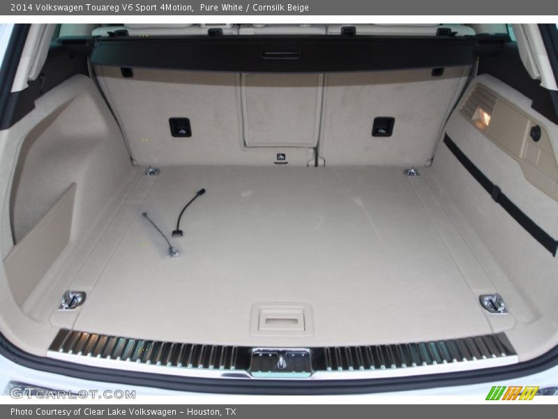 Pure White / Cornsilk Beige 2014 Volkswagen Touareg V6 Sport 4Motion