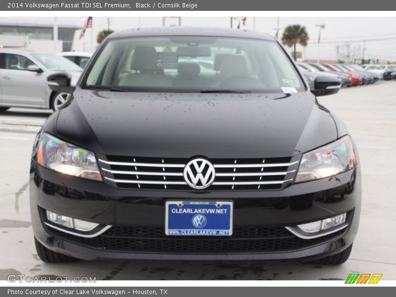 Black / Cornsilk Beige 2014 Volkswagen Passat TDI SEL Premium