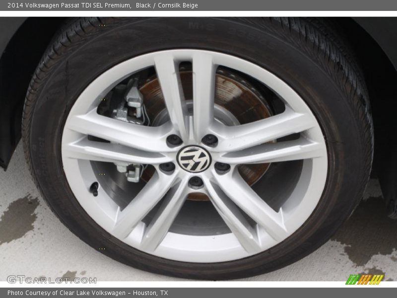 Black / Cornsilk Beige 2014 Volkswagen Passat TDI SEL Premium