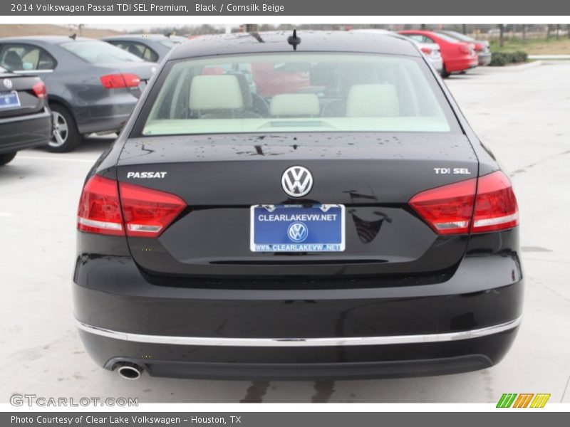 Black / Cornsilk Beige 2014 Volkswagen Passat TDI SEL Premium