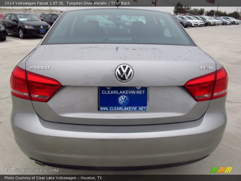 Tungsten Silver Metallic / Titan Black 2014 Volkswagen Passat 1.8T SE