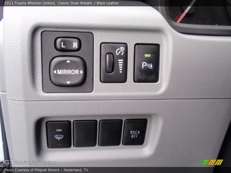 Classic Silver Metallic / Black Leather 2011 Toyota 4Runner Limited