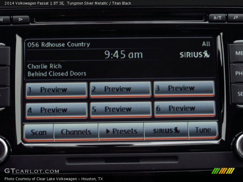 Tungsten Silver Metallic / Titan Black 2014 Volkswagen Passat 1.8T SE