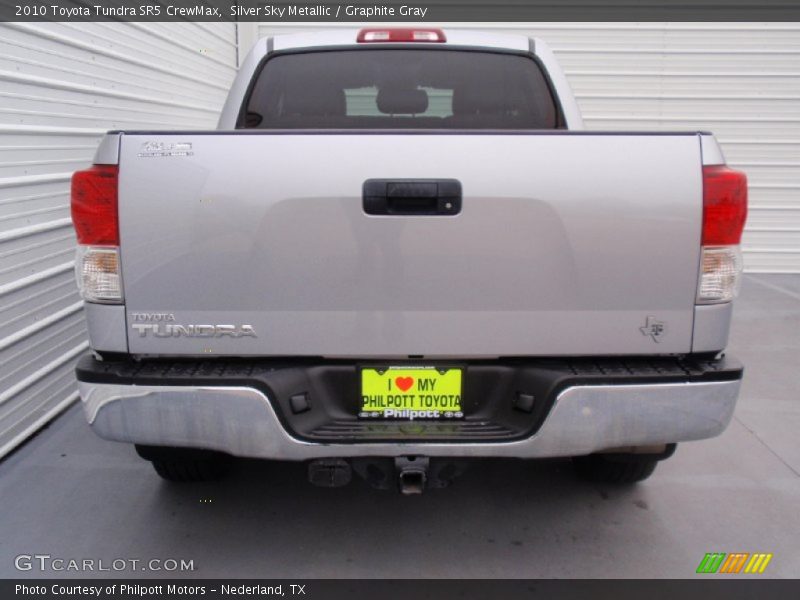Silver Sky Metallic / Graphite Gray 2010 Toyota Tundra SR5 CrewMax