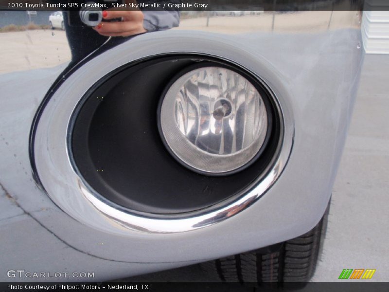 Silver Sky Metallic / Graphite Gray 2010 Toyota Tundra SR5 CrewMax