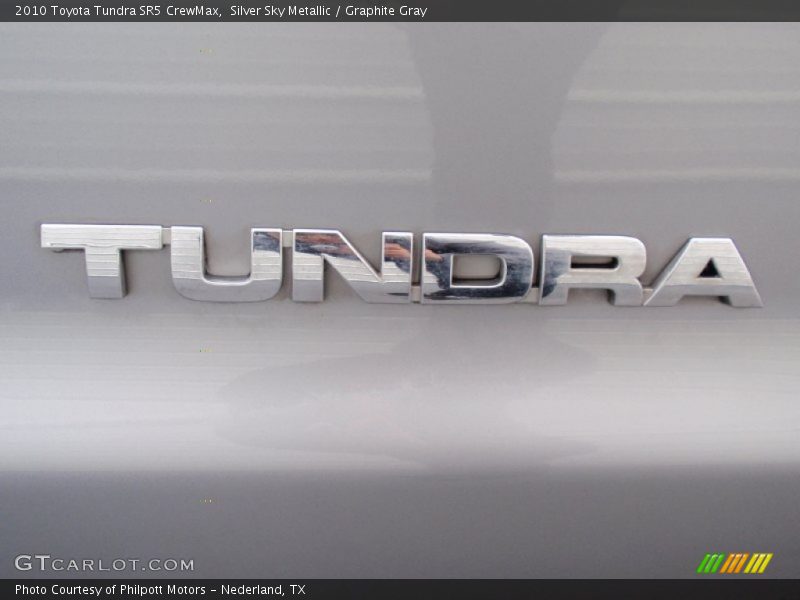 Silver Sky Metallic / Graphite Gray 2010 Toyota Tundra SR5 CrewMax