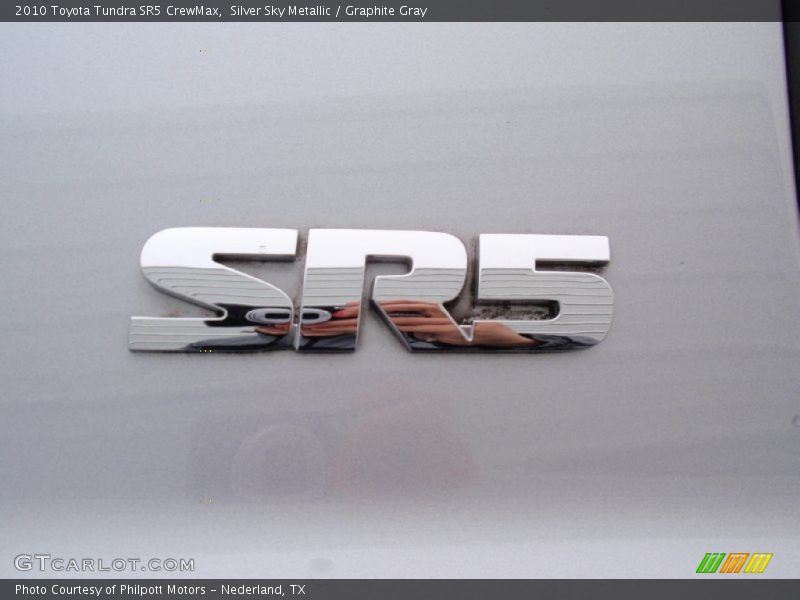 Silver Sky Metallic / Graphite Gray 2010 Toyota Tundra SR5 CrewMax