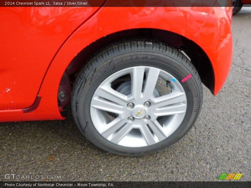 Salsa / Silver/Silver 2014 Chevrolet Spark LS
