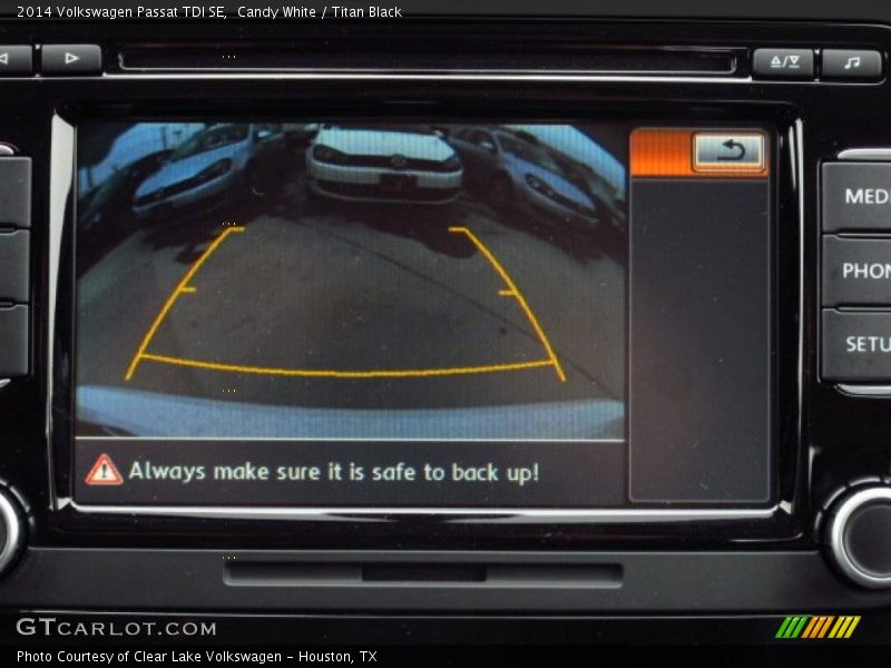 Candy White / Titan Black 2014 Volkswagen Passat TDI SE