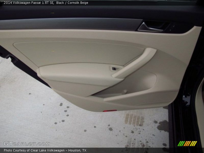 Black / Cornsilk Beige 2014 Volkswagen Passat 1.8T SE