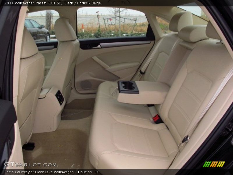 Rear Seat of 2014 Passat 1.8T SE