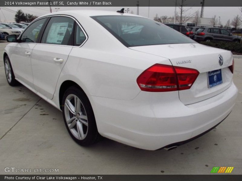 Candy White / Titan Black 2014 Volkswagen Passat 1.8T SE