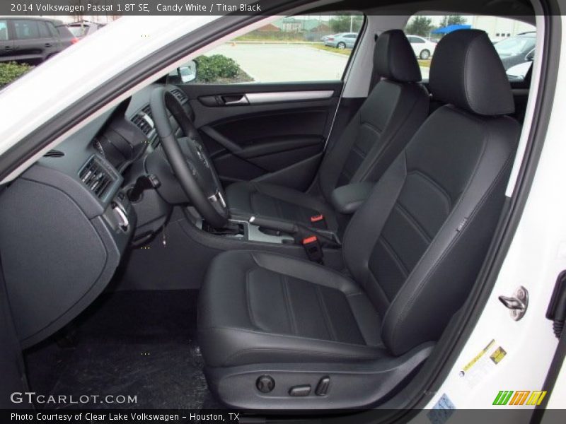 Candy White / Titan Black 2014 Volkswagen Passat 1.8T SE