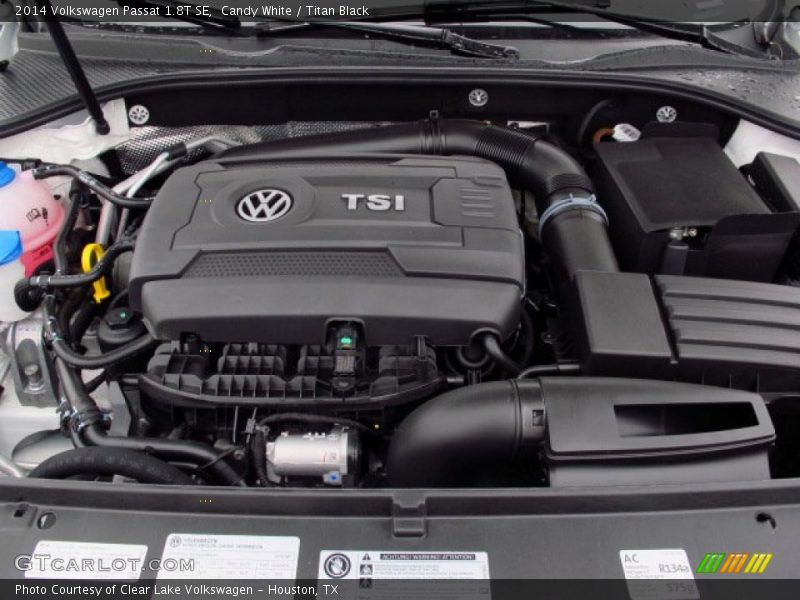 Candy White / Titan Black 2014 Volkswagen Passat 1.8T SE
