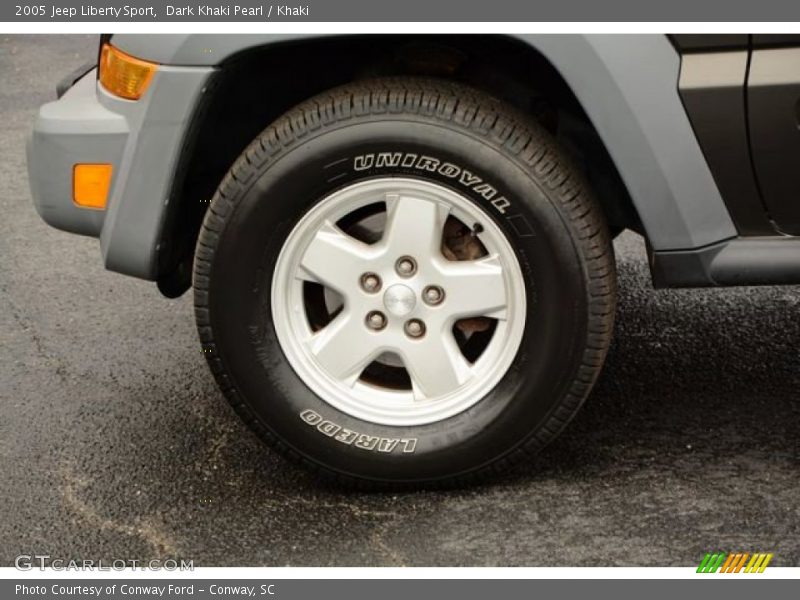 Dark Khaki Pearl / Khaki 2005 Jeep Liberty Sport