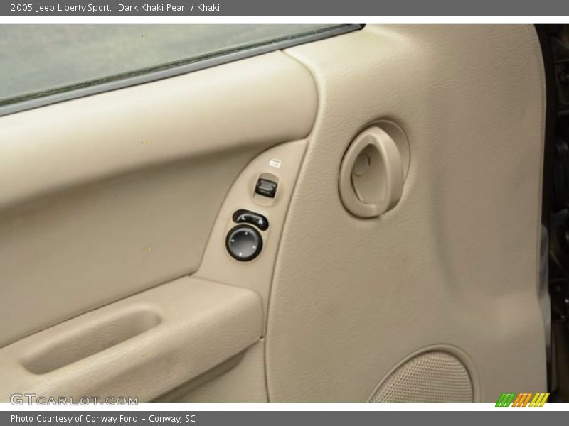 Dark Khaki Pearl / Khaki 2005 Jeep Liberty Sport