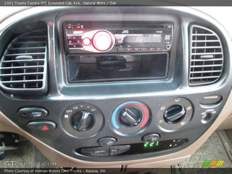 Natural White / Oak 2001 Toyota Tundra SR5 Extended Cab 4x4