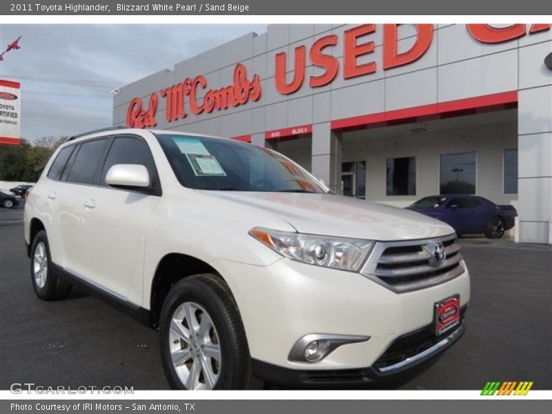 Blizzard White Pearl / Sand Beige 2011 Toyota Highlander