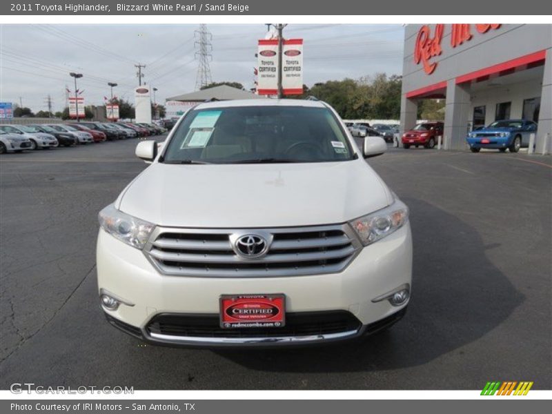 Blizzard White Pearl / Sand Beige 2011 Toyota Highlander