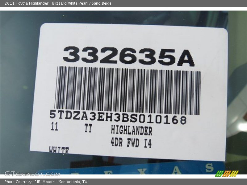 Blizzard White Pearl / Sand Beige 2011 Toyota Highlander