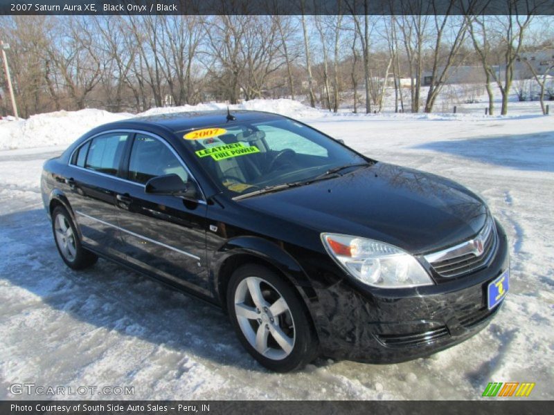 Black Onyx / Black 2007 Saturn Aura XE