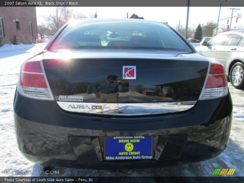 Black Onyx / Black 2007 Saturn Aura XE