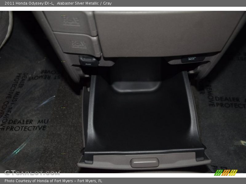 Alabaster Silver Metallic / Gray 2011 Honda Odyssey EX-L
