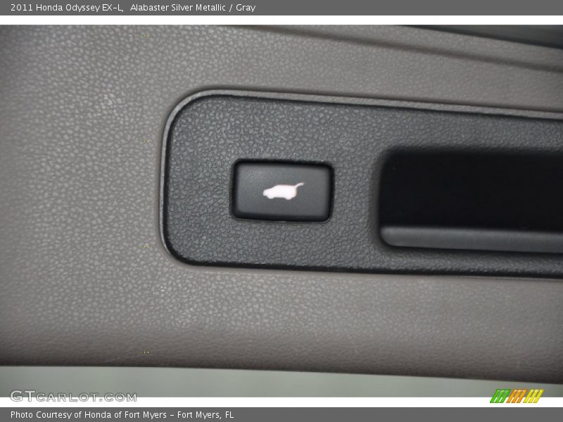 Alabaster Silver Metallic / Gray 2011 Honda Odyssey EX-L