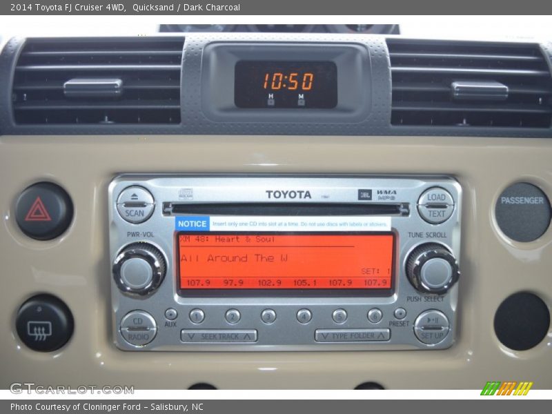 Audio System of 2014 FJ Cruiser 4WD