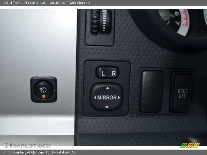 Quicksand / Dark Charcoal 2014 Toyota FJ Cruiser 4WD