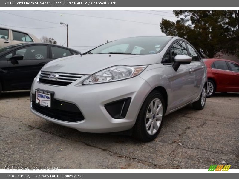 Ingot Silver Metallic / Charcoal Black 2012 Ford Fiesta SE Sedan