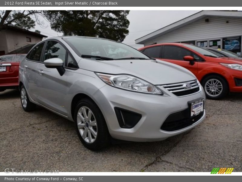 Ingot Silver Metallic / Charcoal Black 2012 Ford Fiesta SE Sedan