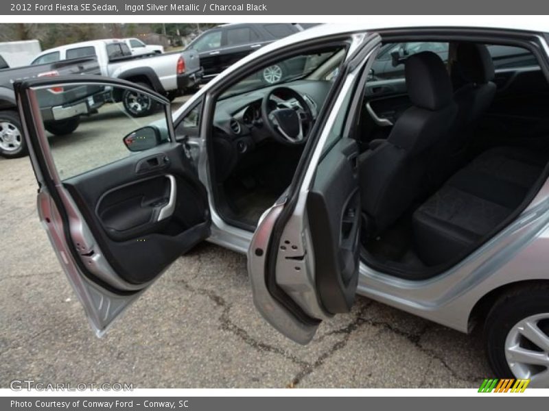 Ingot Silver Metallic / Charcoal Black 2012 Ford Fiesta SE Sedan