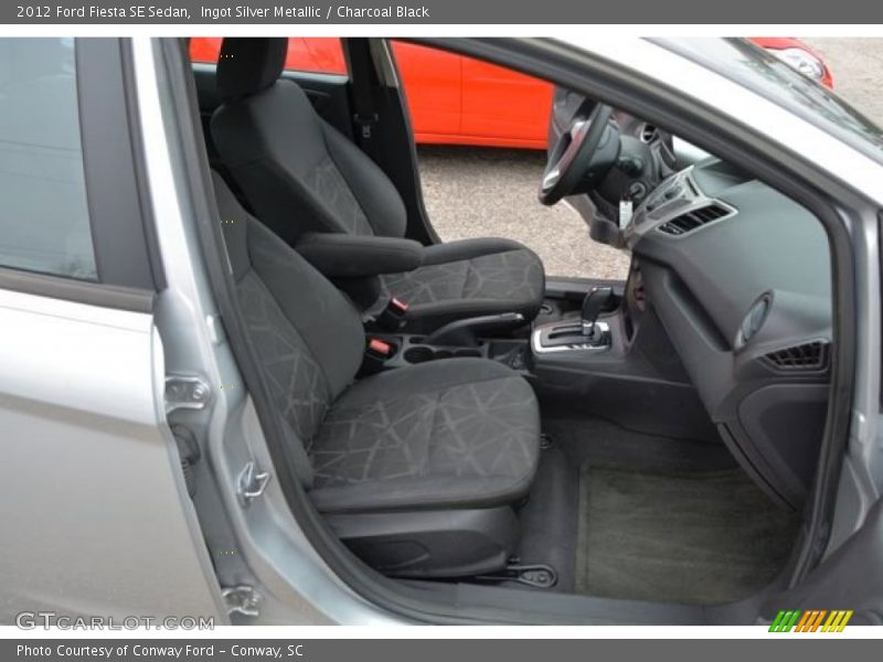 Ingot Silver Metallic / Charcoal Black 2012 Ford Fiesta SE Sedan