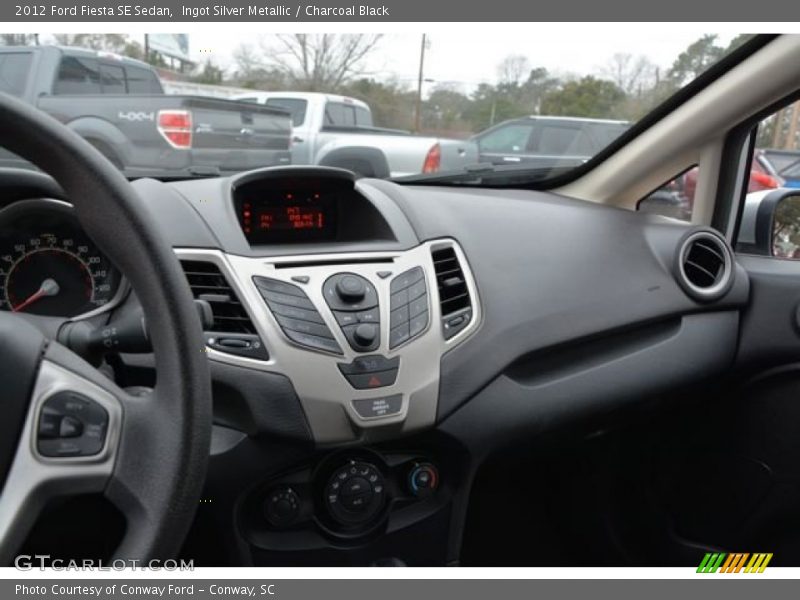 Ingot Silver Metallic / Charcoal Black 2012 Ford Fiesta SE Sedan