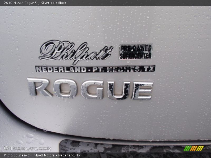 Silver Ice / Black 2010 Nissan Rogue SL